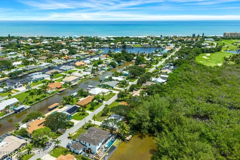 $324,900 | 329 Beverly Court, Melbourne Beach, FL 32951