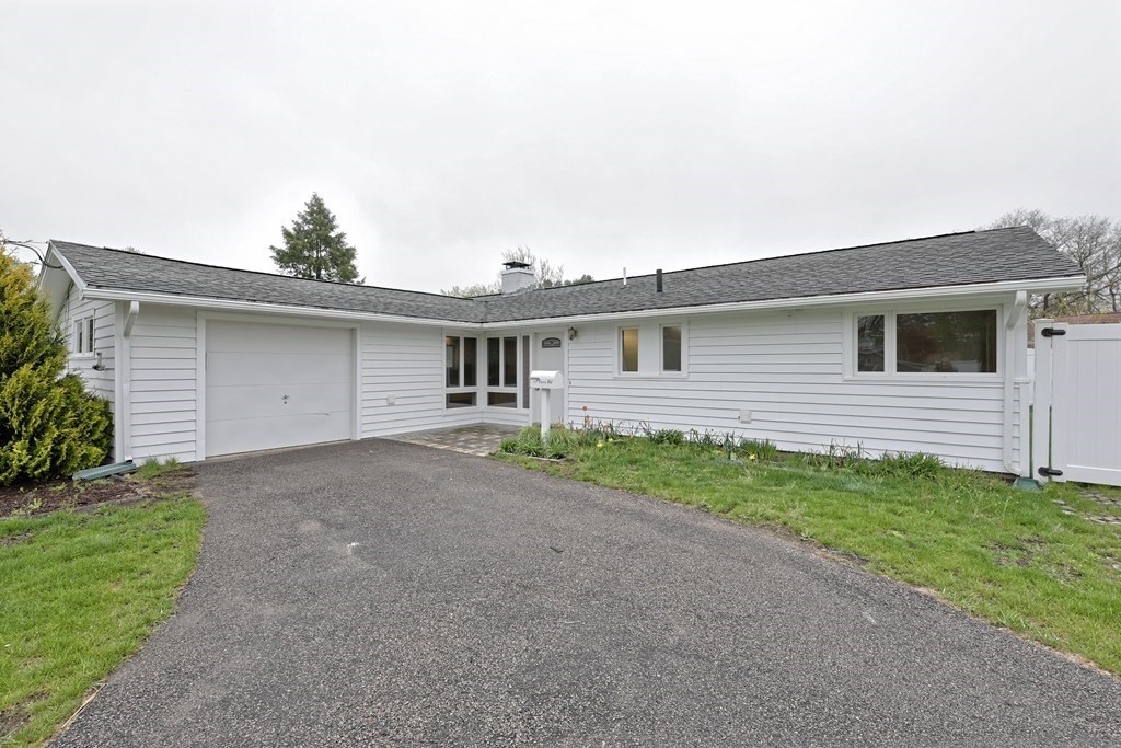 10 Tara Road Framingham, MA 01701 - Photo 1 of 38 Gallery Image 1