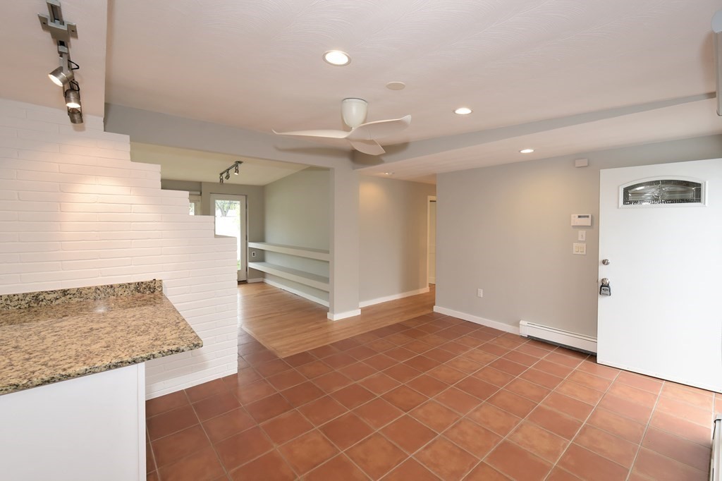 10 Tara Road Framingham, MA 01701 - Photo 10 of 38 Gallery Image 10