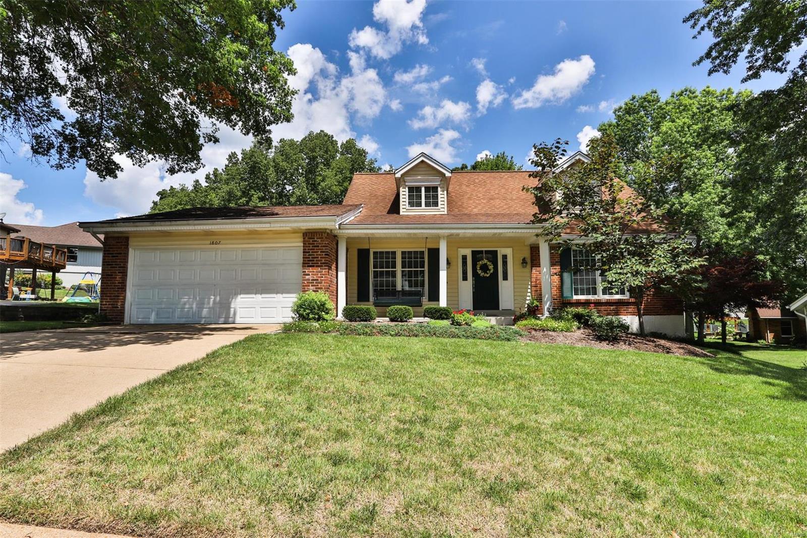 1807 Waterford Ridge Drive Ballwin, MO 63021 - Photo 1 of 43 Gallery Image 1
