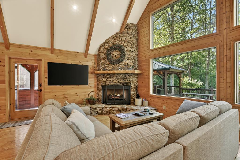 11 Mattie Mitchell Road Morganton, GA 30560 - Photo 7 of 64
