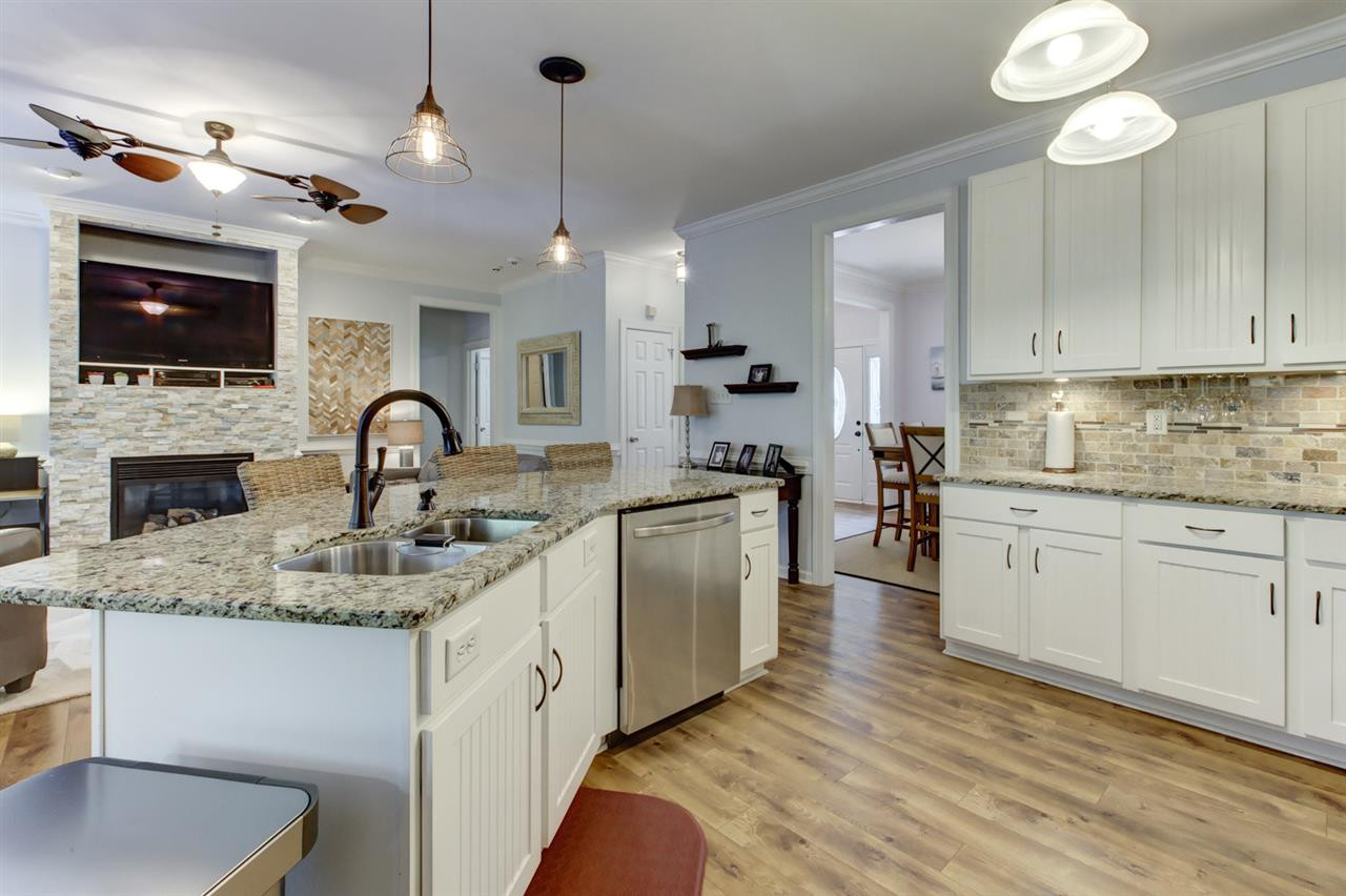 7109 Thacker Court Raleigh, NC 27603 - Photo 7 of 30 Kitchen