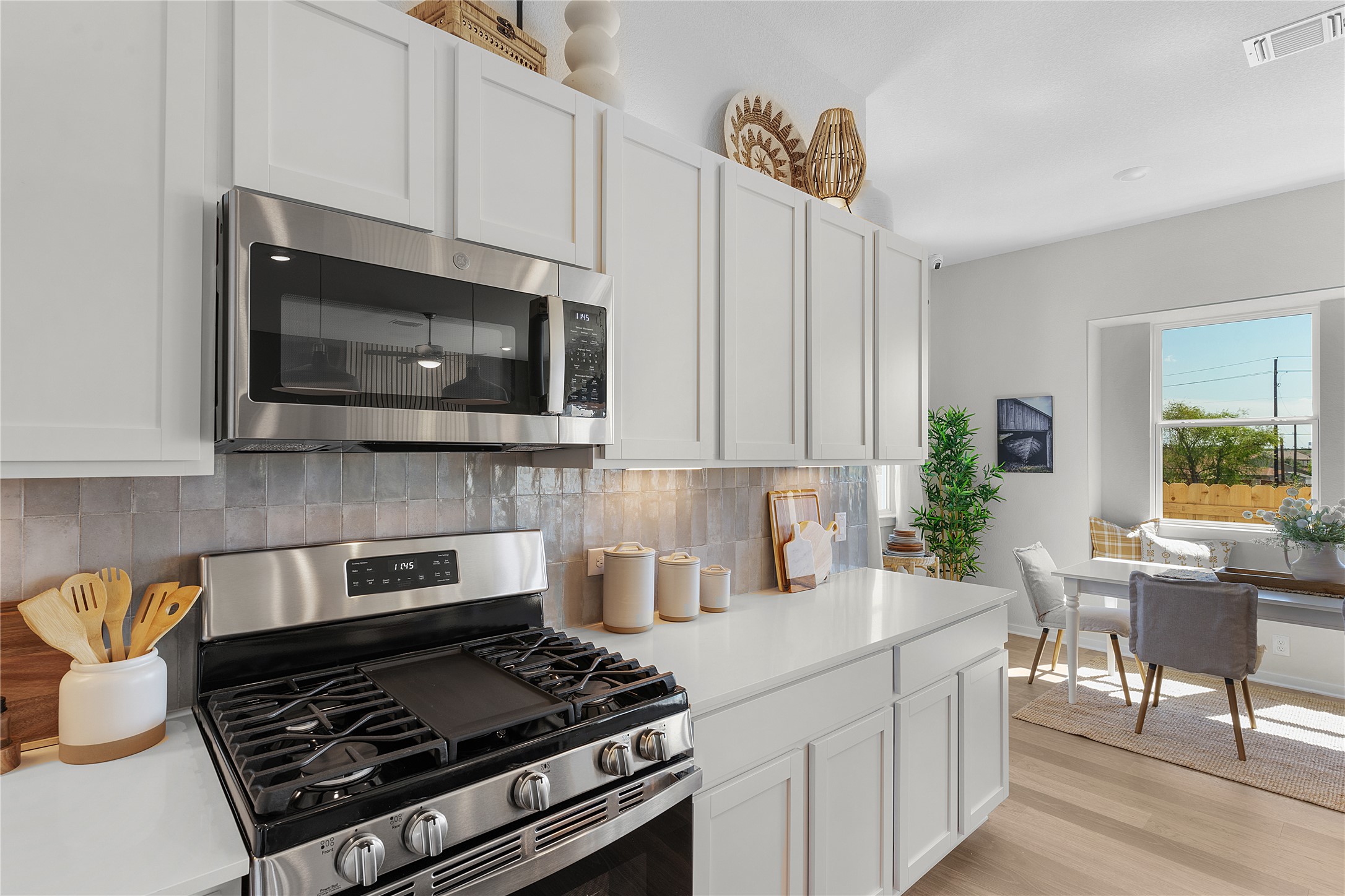 13717 Tucker Hedge Pass Elgin, TX 78621 - Photo 11 of 35 REPRESENTATIVE PHOTO