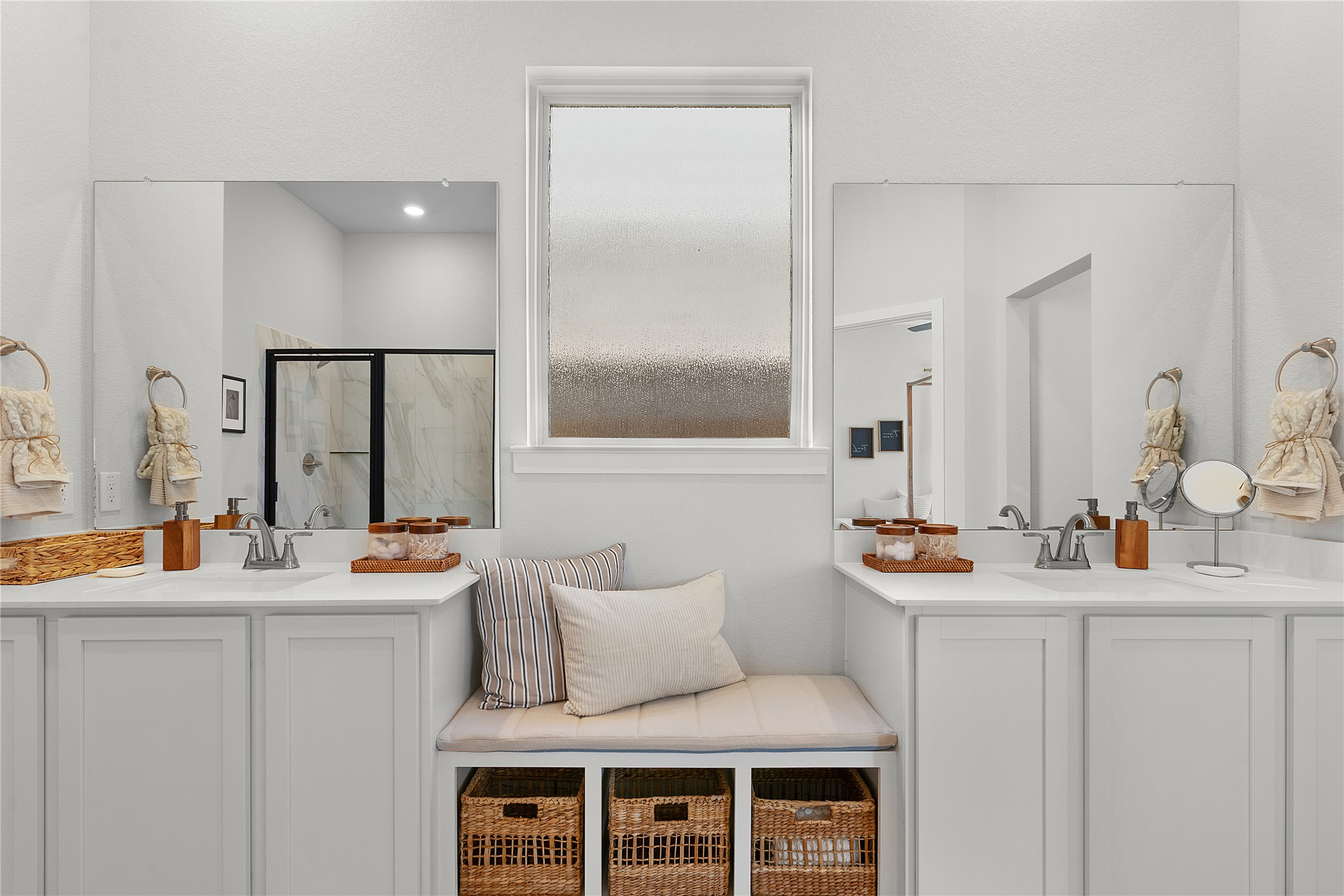 13717 Tucker Hedge Pass Elgin, TX 78621 - Photo 19 of 35 REPRESENTATIVE PHOTO