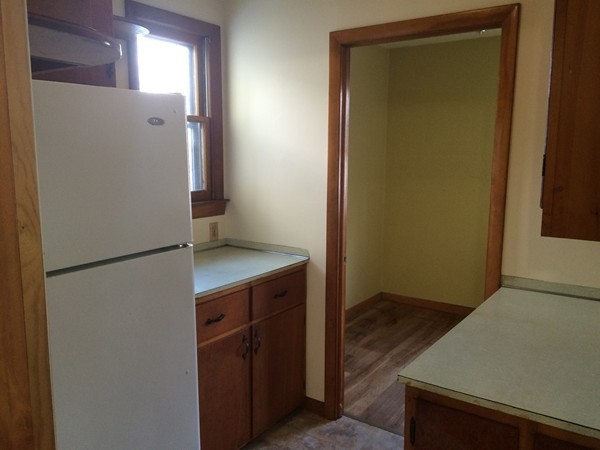 170 Goodwin Street Springfield, MA 01151 - Photo 13 of 28