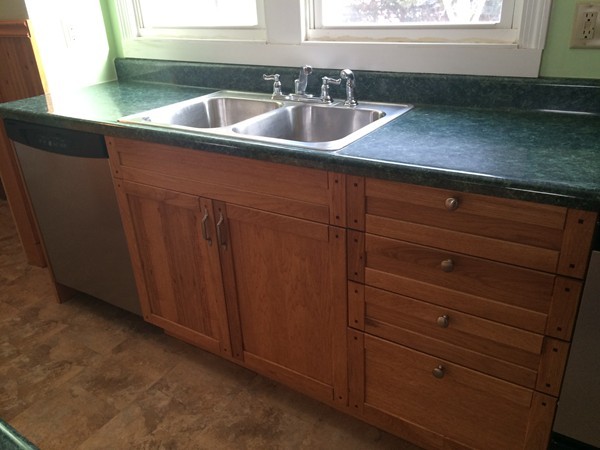170 Goodwin Street Springfield, MA 01151 - Photo 5 of 28