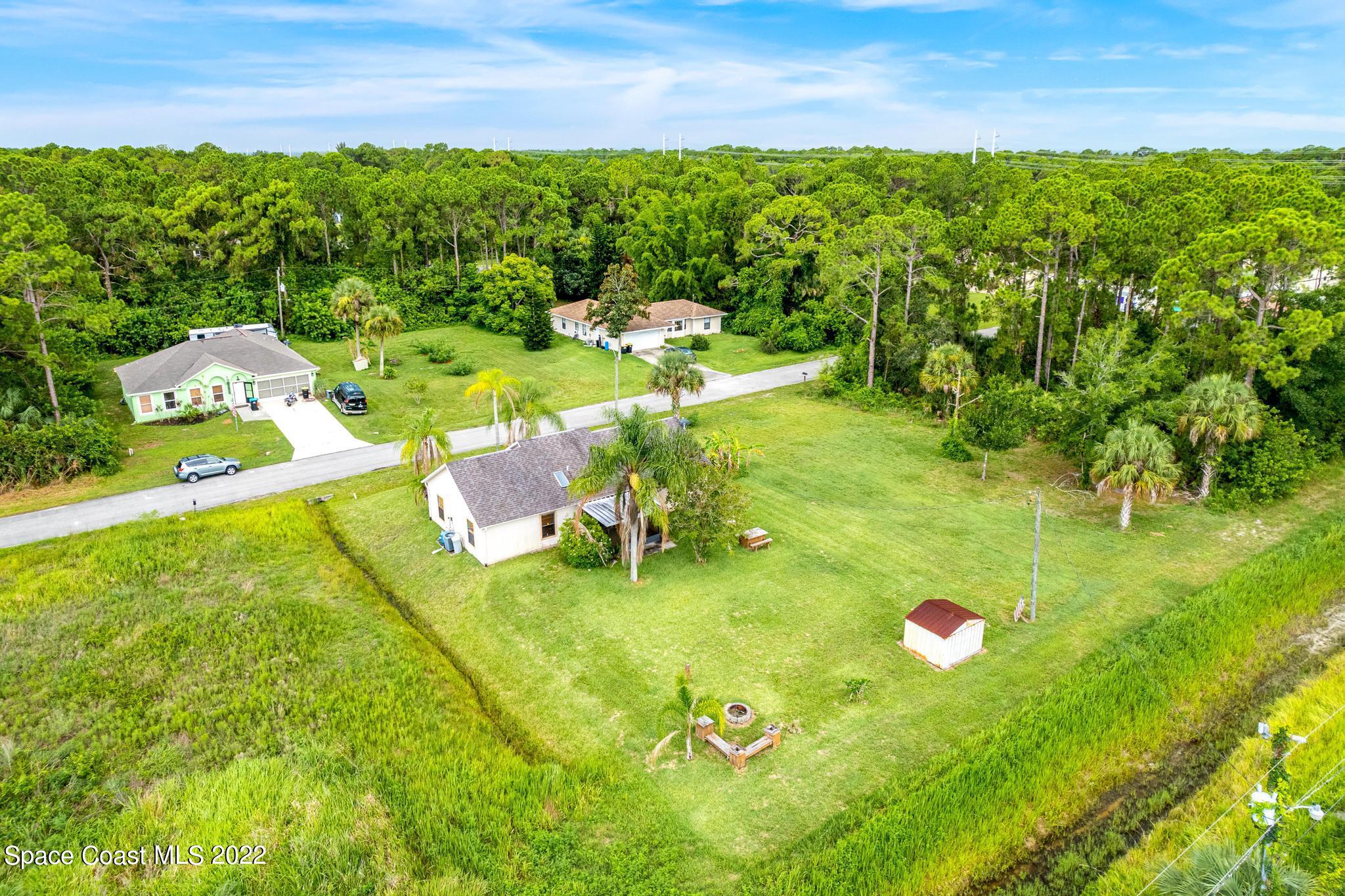 1355 Seabold Road Southwest Palm Bay, FL 32908 - Photo 16 of 22 a view of an outdoor space
