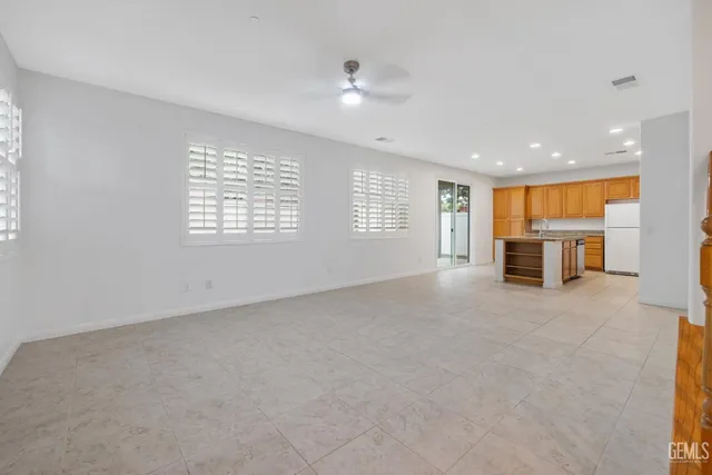 a view of a livingroom with a window