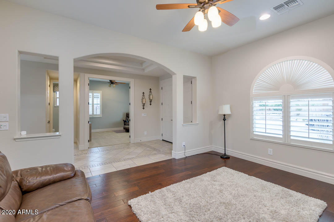 3668 East Maffeo Road Phoenix, AZ 85050 - Photo 4 of 98 07-Maffeo