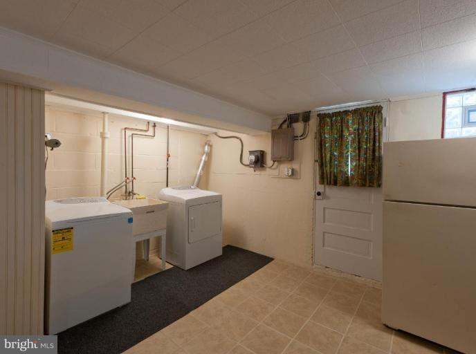6926 Broening Road Dundalk, MD 21222 - Photo 11 of 14 Laundry Area 1