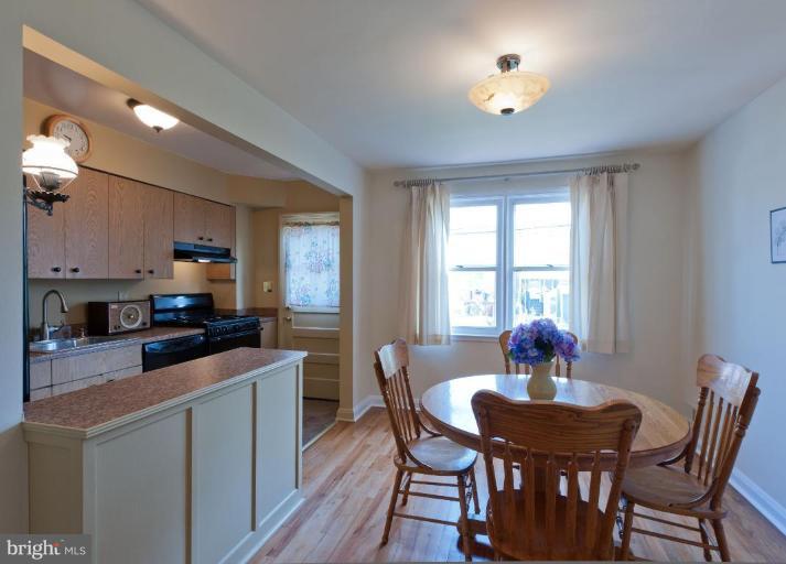 6926 Broening Road Dundalk, MD 21222 - Photo 7 of 14 Dining Room