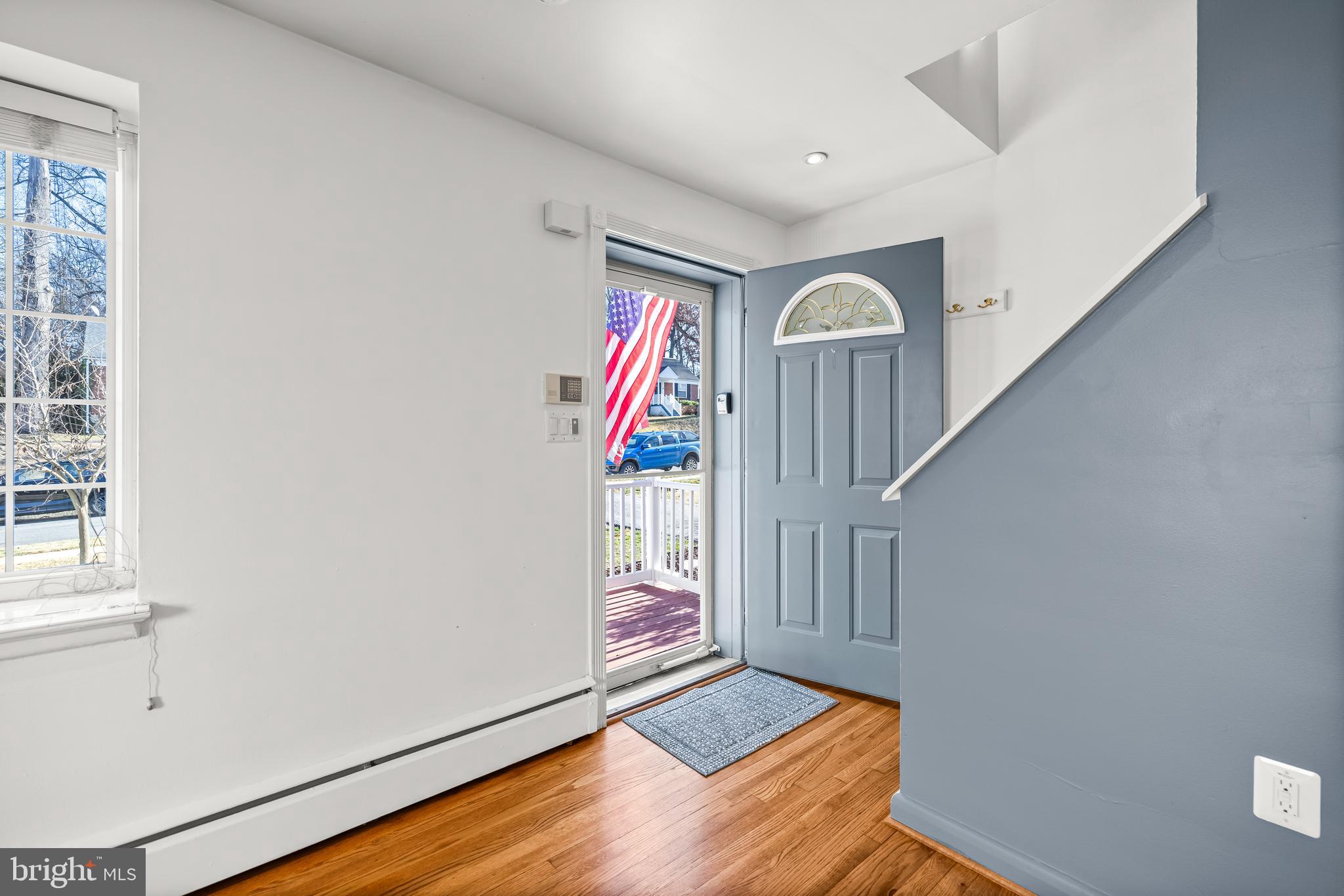 908 Olmstead Road Pikesville, MD 21208 - Photo 3 of 37