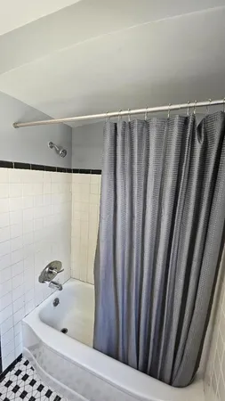 $169,900 | 21345 Newcastle Road, Harper Woods, MI 48225