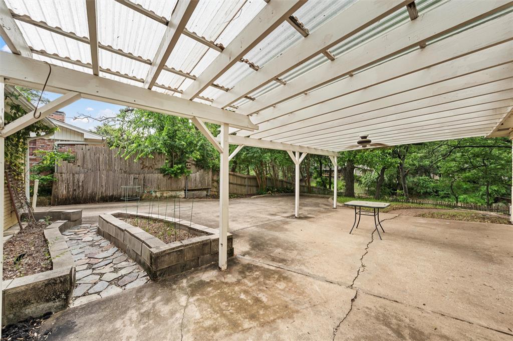 518 Fairway Road Woodway, TX 76712 - Photo 22 of 27