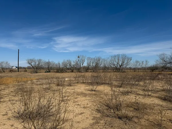 $564,900 | 1420 Barth Road, Dale, TX 78616