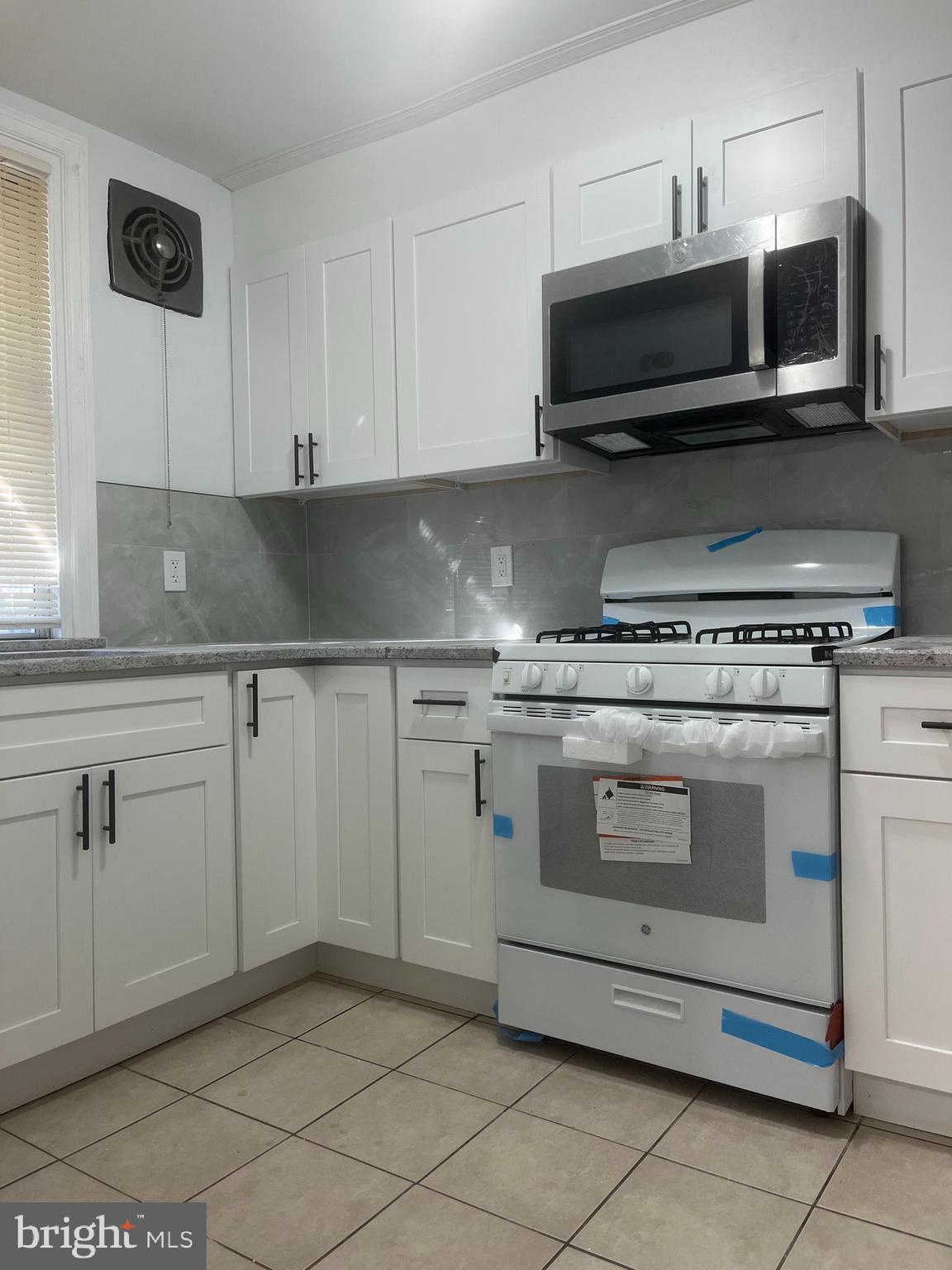 4252 M Street Philadelphia, PA 19124 - Photo 10 of 31 Gallery Image 10