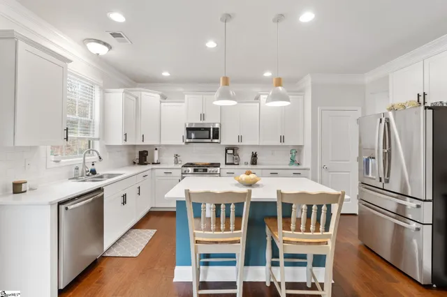 $465,000 | 809 Jadeite Way, Duncan, SC 29334