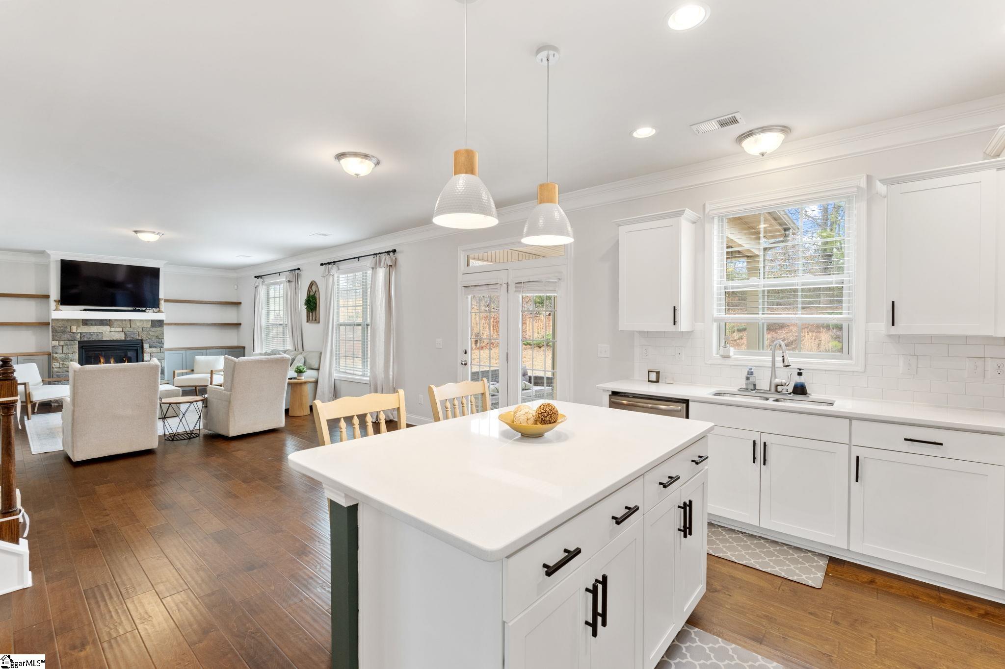 809 Jadeite Way Duncan, SC 29334 - Photo 5 of 36