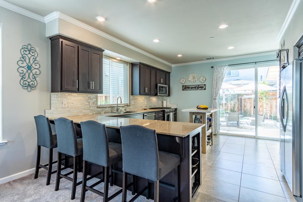 112 Springtime Circle Hollister, CA 95023 - Photo 15 of 63