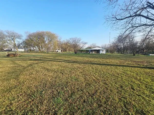 $265,000 | 5180 Farm To Market Road 1569, Farmersville, TX 75442