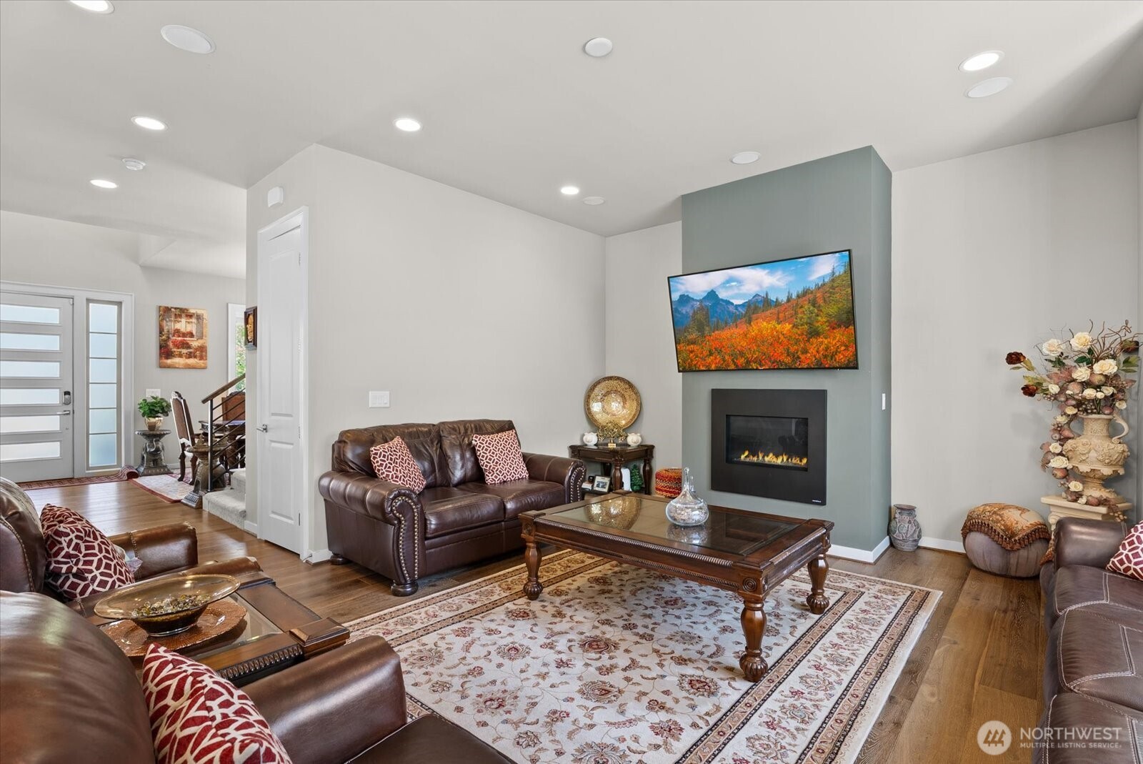 3527 Northeast 7th Street Renton, WA 98056 - Photo 26 of 33