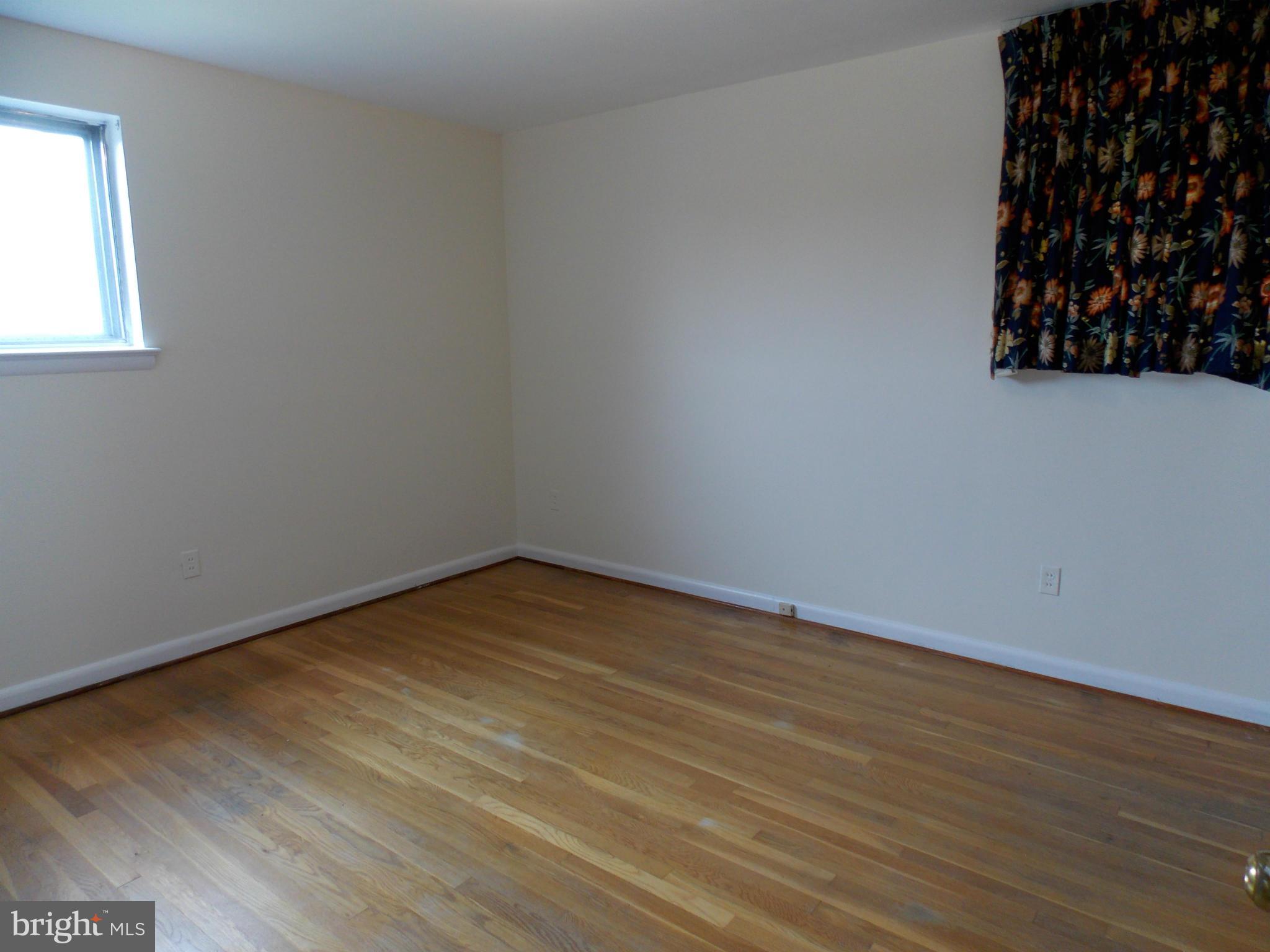 11000 Inwood Avenue Silver Spring, MD 20902 - Photo 9 of 12 Bedroom #2