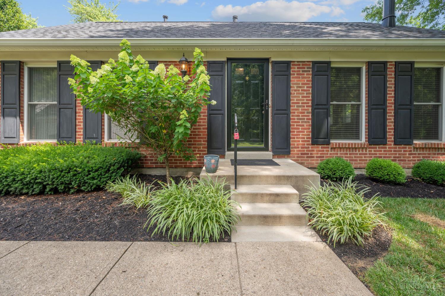 6355 Corbly Road, Unit 19 Cincinnati, OH 45230 - Photo 5 of 32 Gallery Image 5