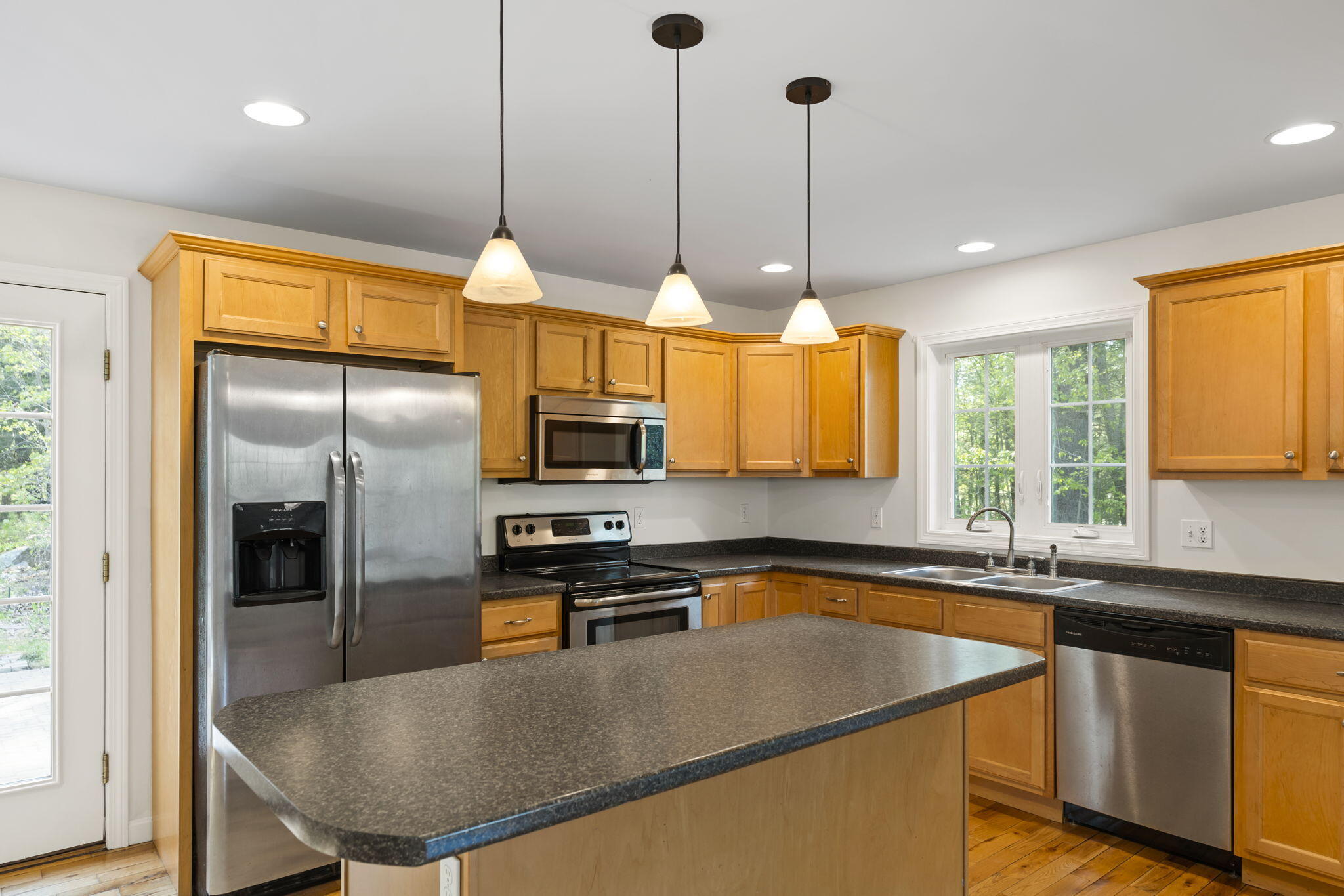 8 Parker Ridge Road Biddeford, ME 04005 - Photo 16 of 39 16