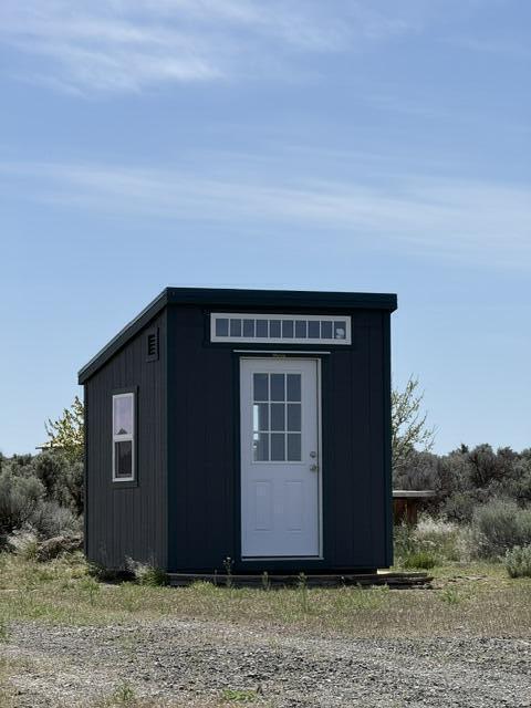 Millican Road, Unit TL1400 Silver Lake, OR 97638 - Photo 21 of 46 a front view of a house