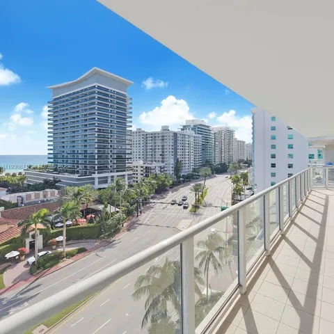 $4,250 | 5900 Collins Avenue, Unit 904, Miami Beach, FL 33140