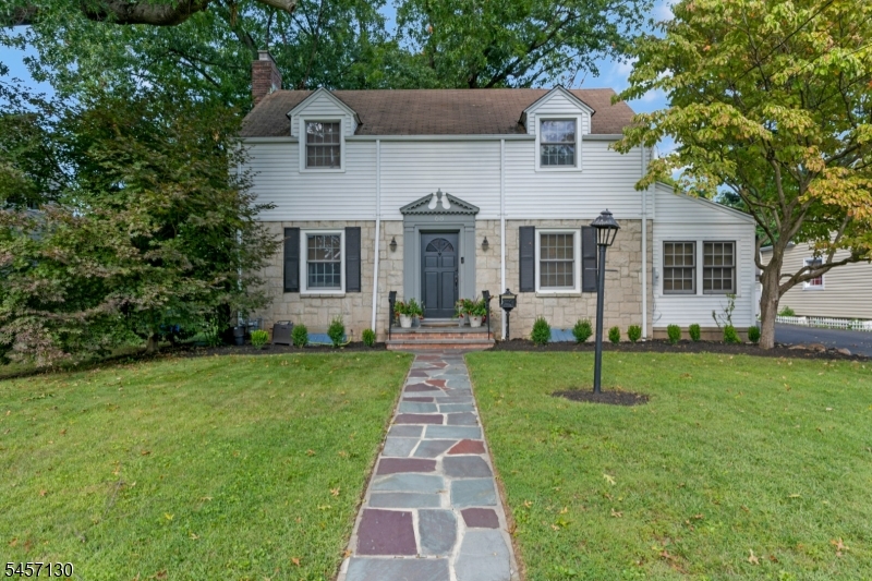 68 Meadowbrook Road North Plainfield, NJ 07062 - Photo 1 of 23 Gallery Image 1