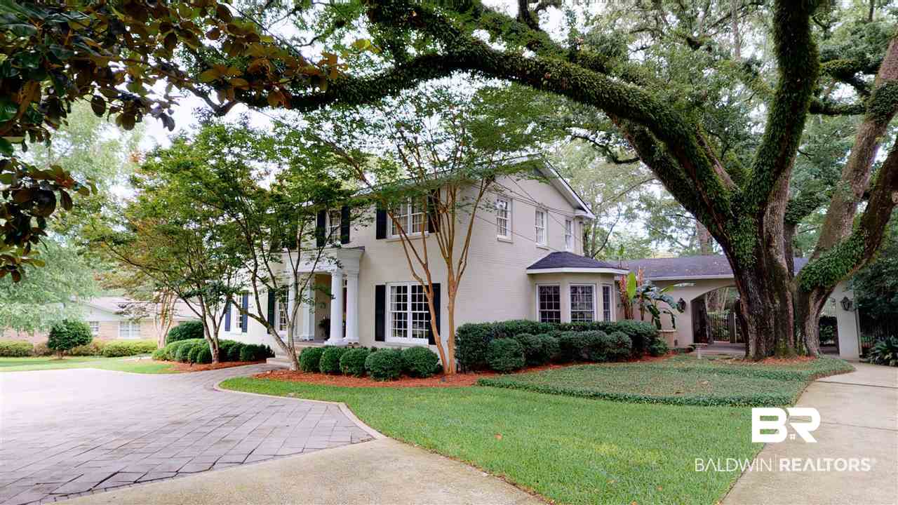 15 Queens Way Mobile, AL 36608 - Photo 2 of 42