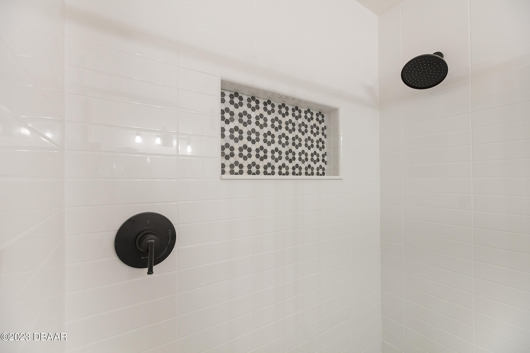 489 Wiltshire Boulevard Port Orange, FL 32127 - Photo 28 of 40 a close up of a mirror