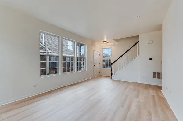 $364,900 | 24329 Leski Lane, Plainfield, IL 60585