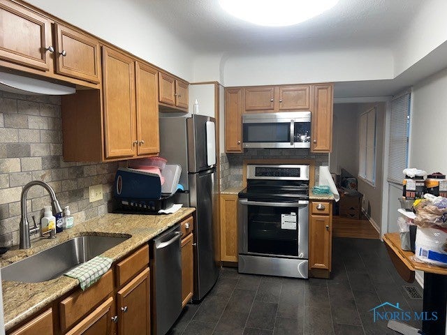 3809 Bellevue Road Toledo, OH 43613 - Photo 12 of 27 Gallery Image 12