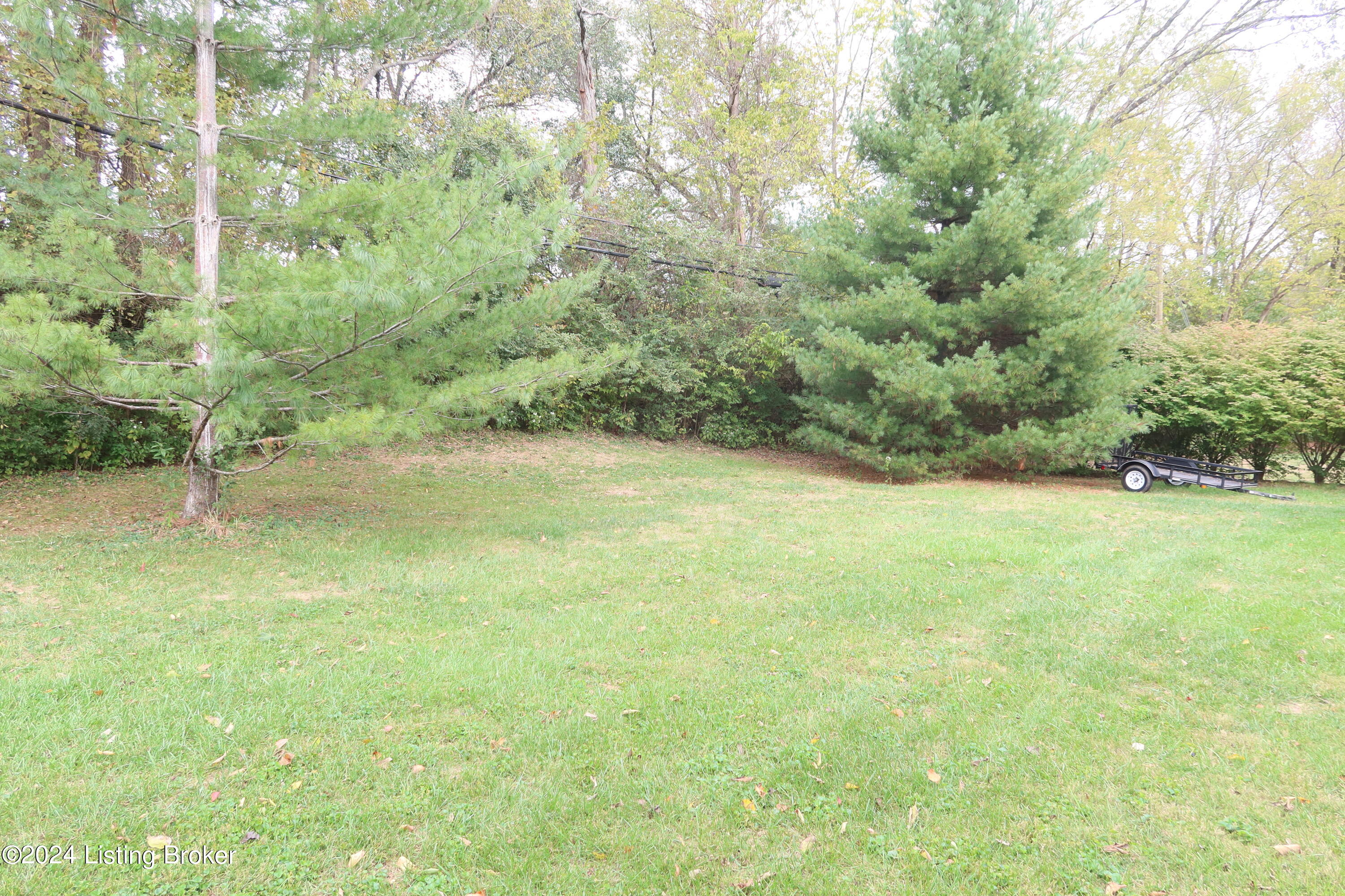 14905 Bircham Road Louisville, KY 40245 - Photo 12 of 73 2024-10-16 04.07.07