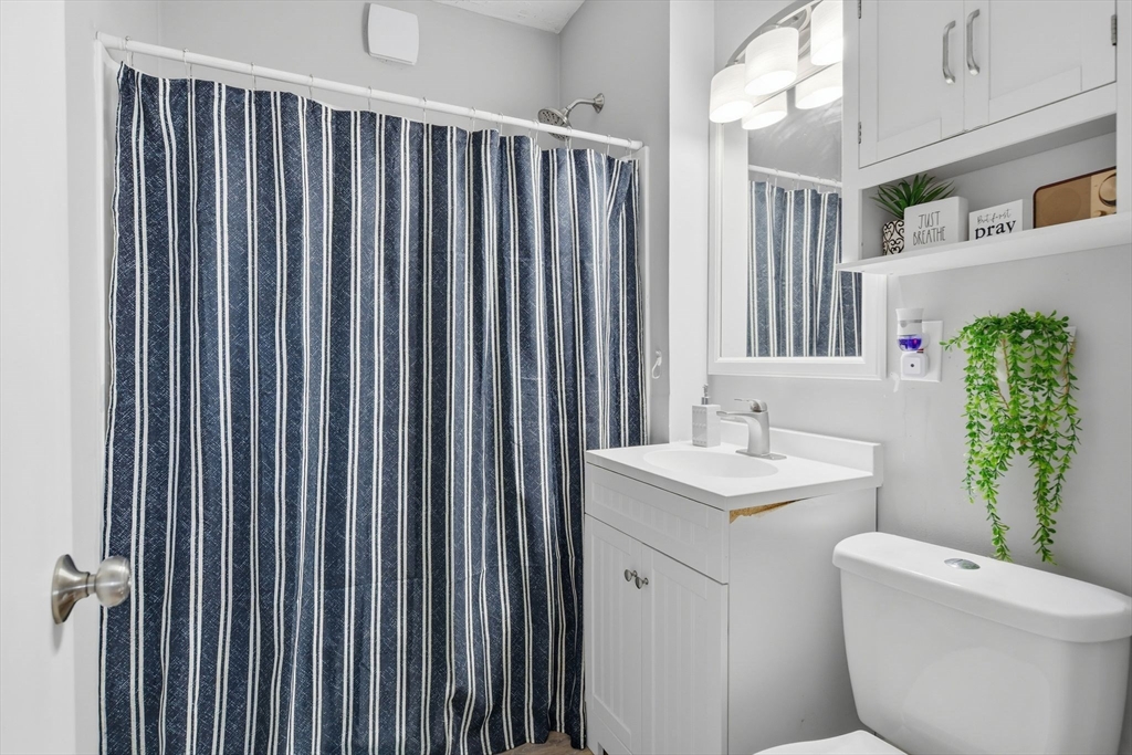 200 El Paso Street Springfield, MA 01104 - Photo 27 of 34