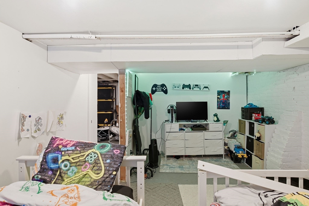 200 El Paso Street Springfield, MA 01104 - Photo 29 of 34