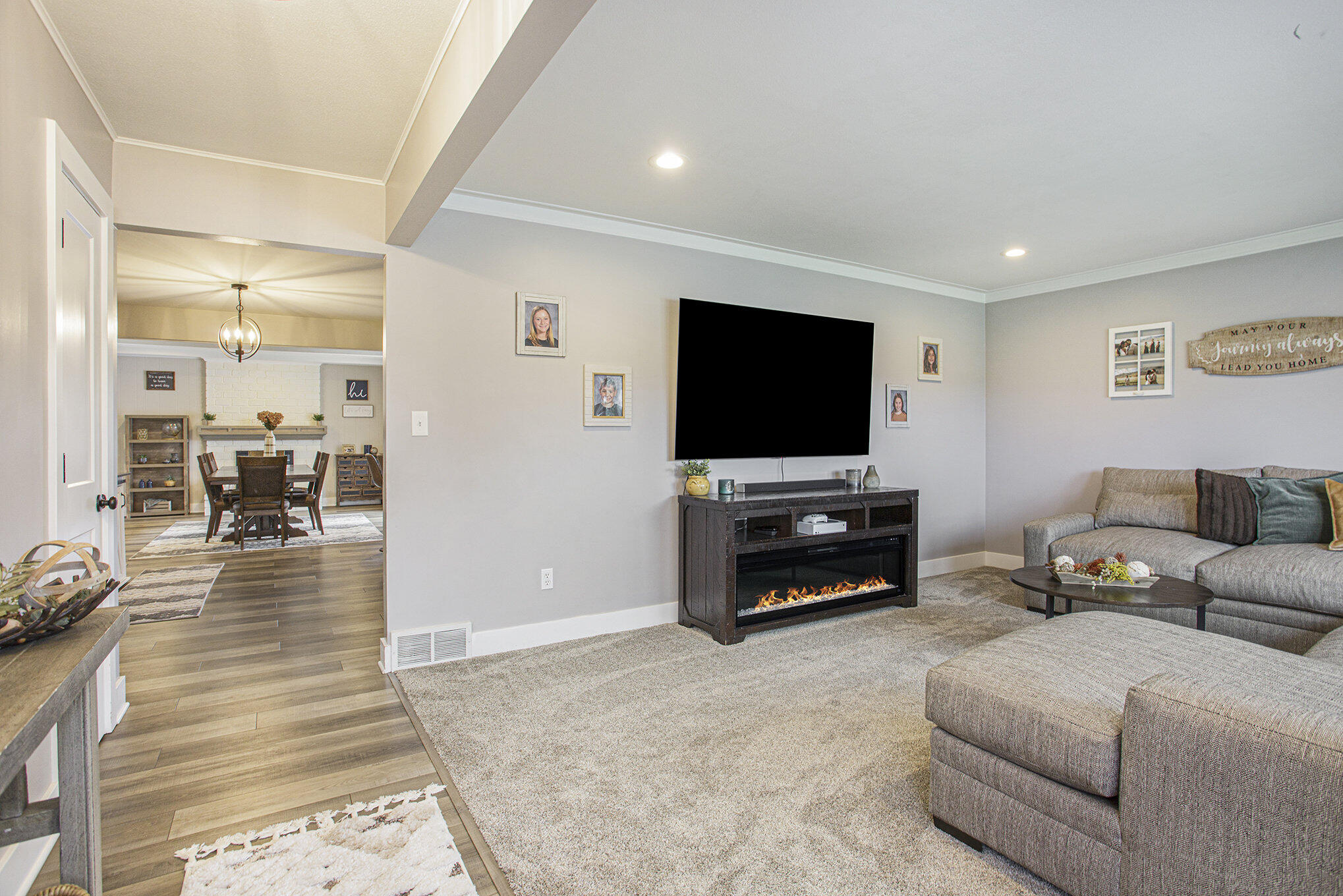 2331 Tyler Street Jenison, MI 49428 - Photo 4 of 28 004_8l9a2043