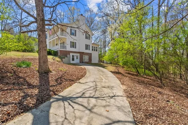 $399,900 | 145 Thornwood Drive Southeast, Calhoun, GA 30701