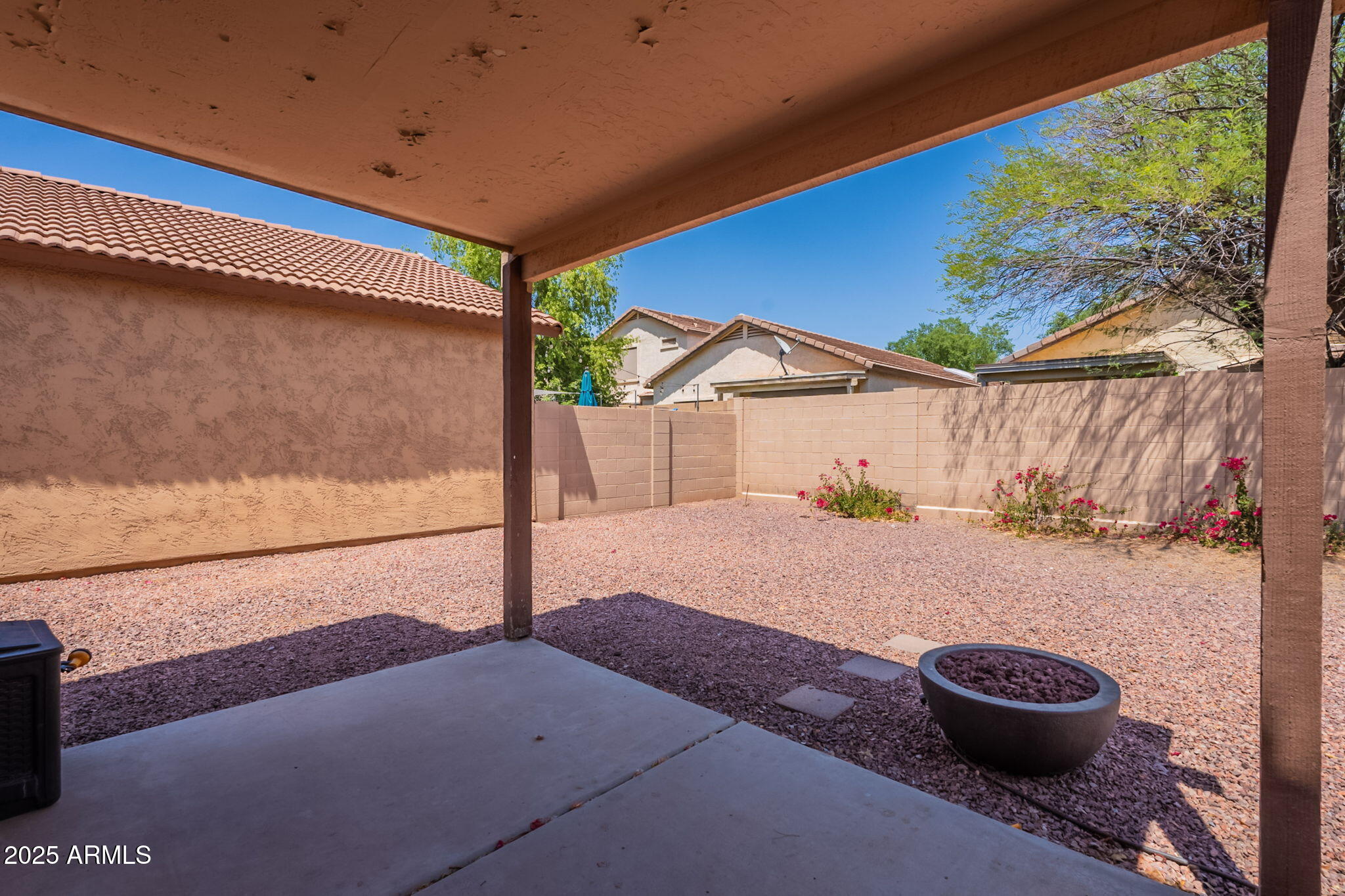 931 South Racine Lane Gilbert, AZ 85296 - Photo 42 of 62 42-web-or-mls-Racine-57
