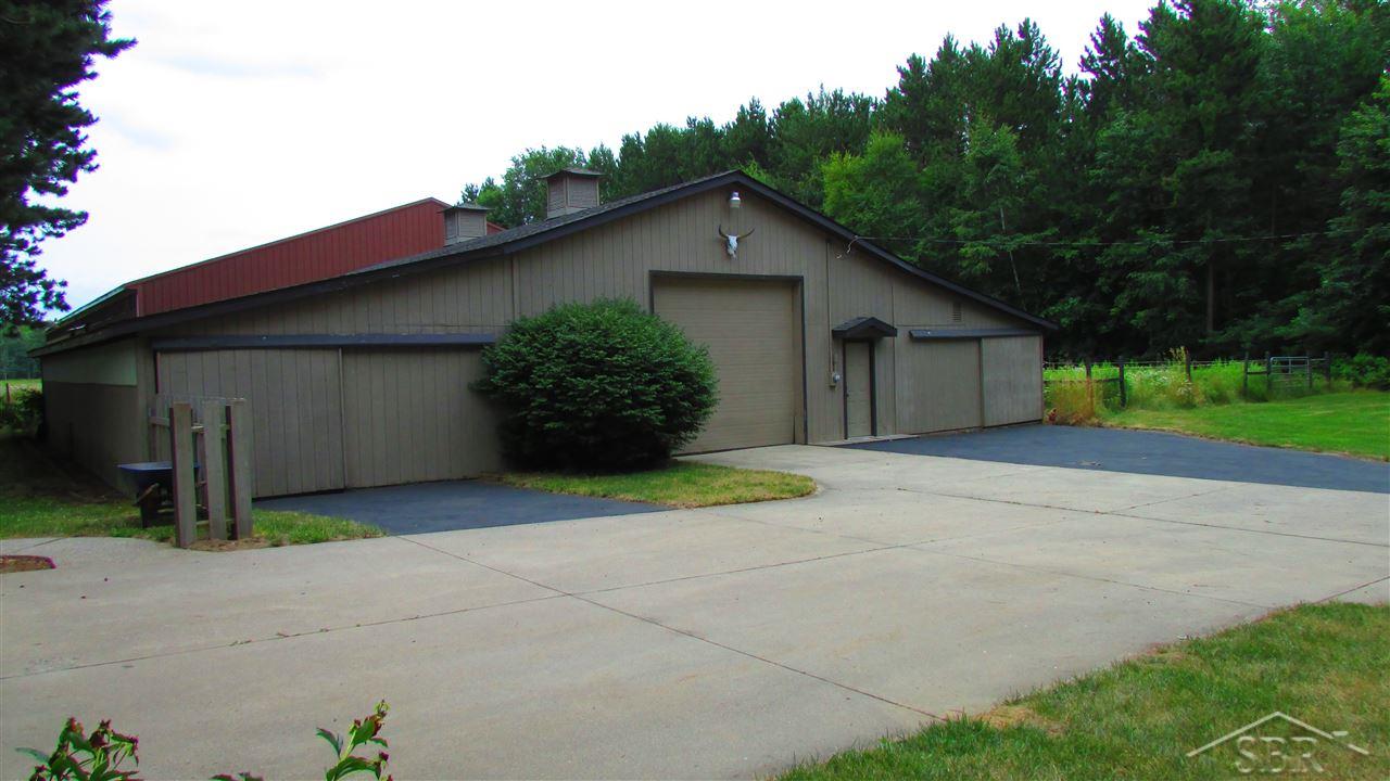 4510 Steel Hemlock, MI 48626 - Photo 81 of 84 31292255-81.JPG
