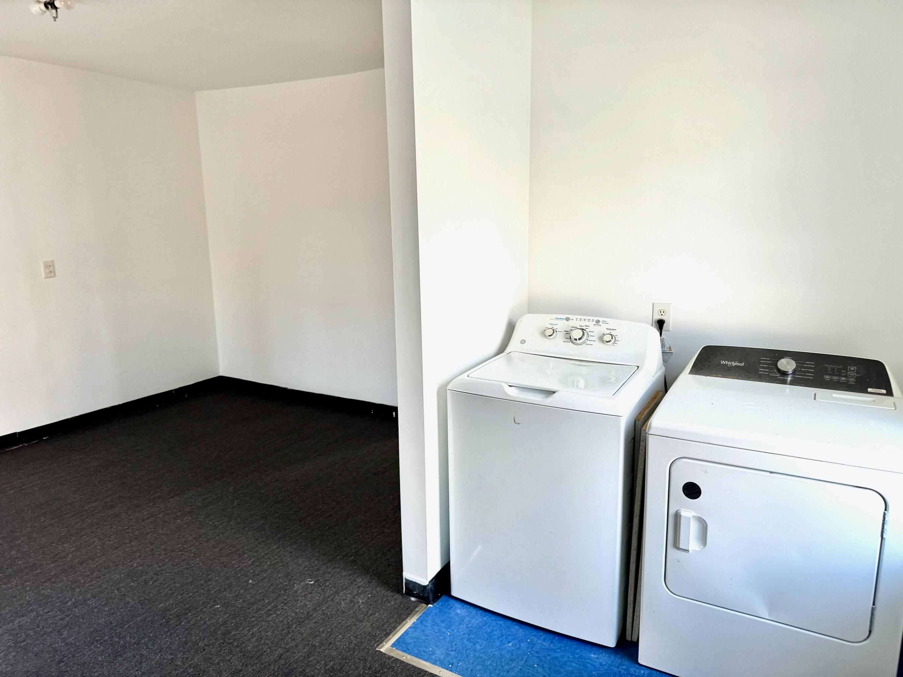 17 Granite Street Biddeford, ME 04005 - Photo 11 of 28 First Floor Laundry