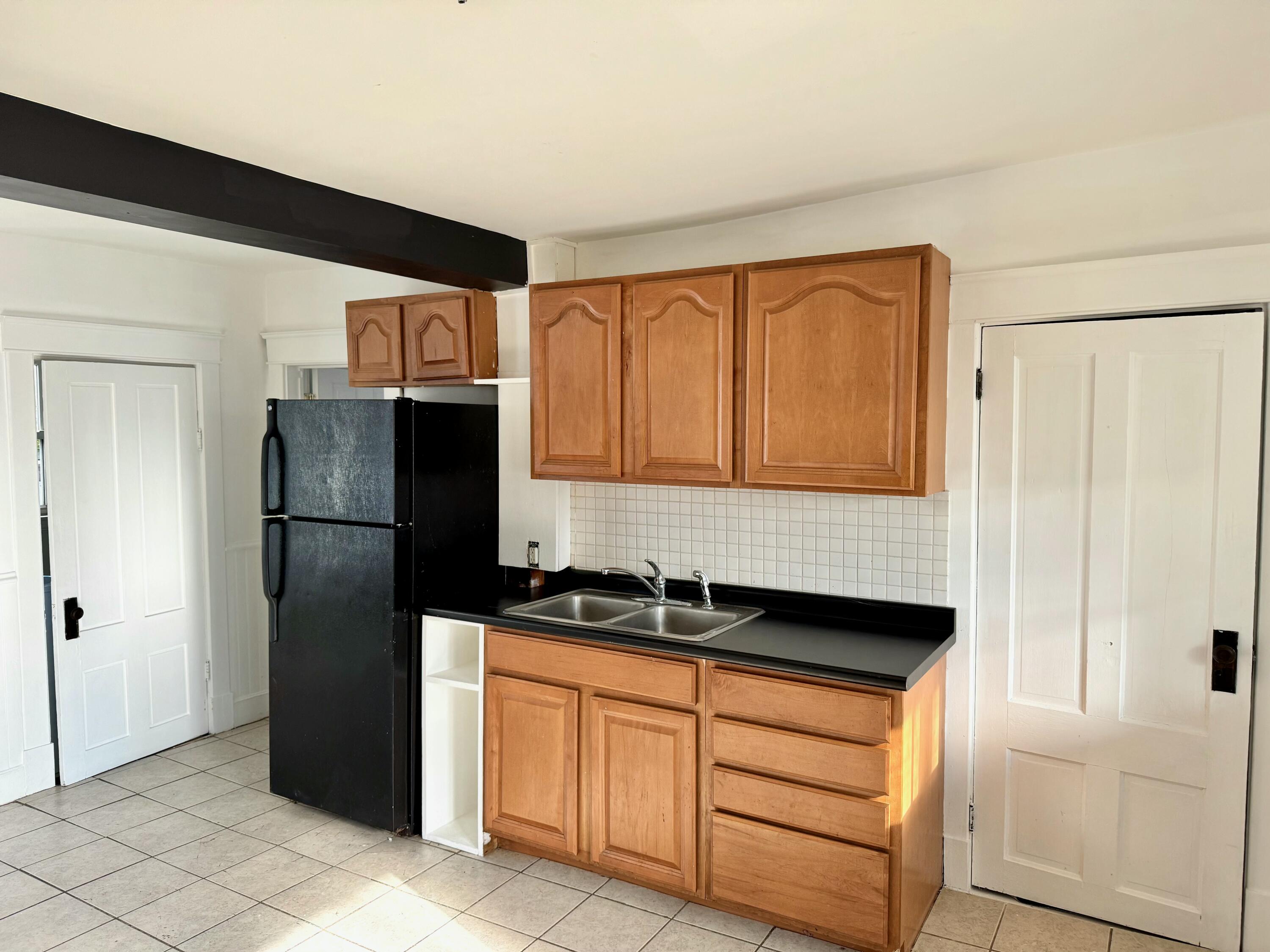 17 Granite Street Biddeford, ME 04005 - Photo 9 of 28 Kitchen