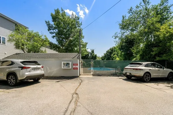 $2,400 | 1105 Lexington Street, Unit 41, Waltham, MA 02452