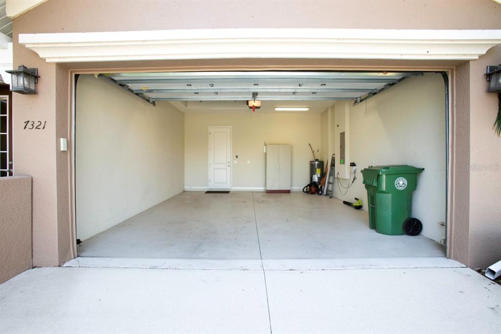 7321 Emma Road Bradenton, FL 34209 - Photo 11 of 49