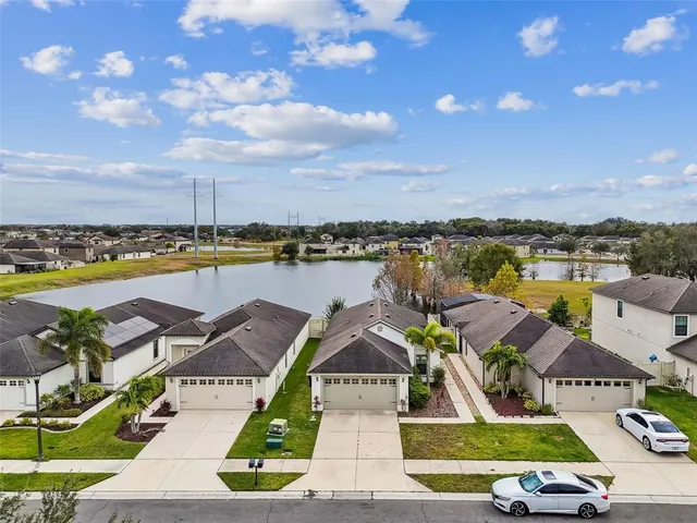 $319,900 | 2277 Caspian Drive, Lakeland, FL 33805