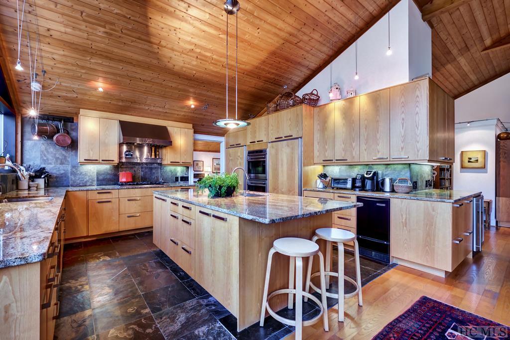 400 Old Toll Road Highlands, NC 28741 - Photo 8 of 28 Gallery Image 8