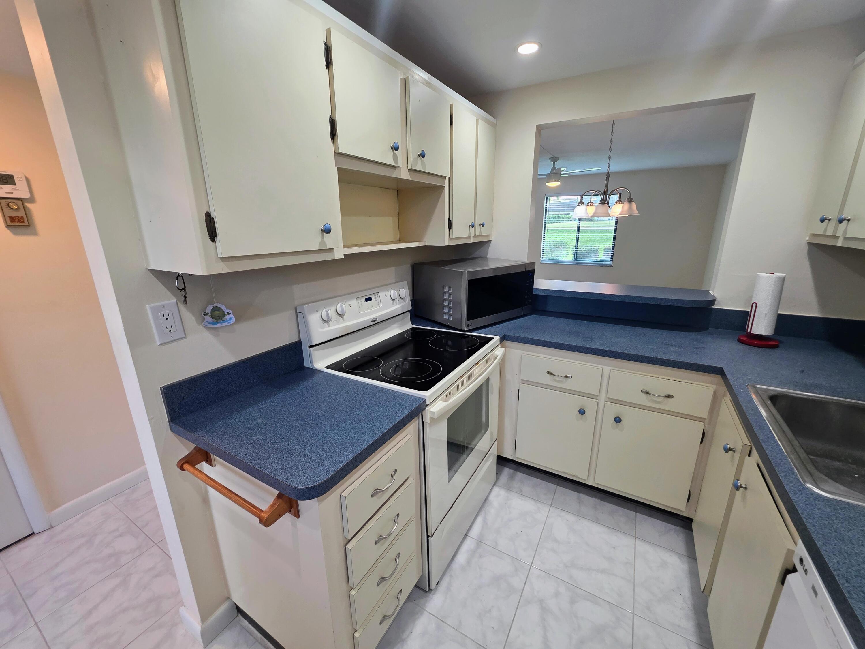 5403 Southeast Miles Grant Road, Unit H108 Stuart, FL 34997 - Photo 5 of 53 20260423_174205