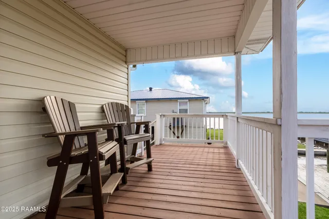 $385,000 | 4998 Airhart Road, Unit A, Lake Charles, LA 70605